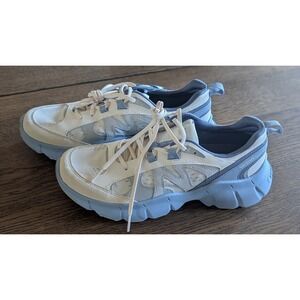 Merrell Clover Tech Sneaker, white and blue, Woman's Everyday Sneaker Size 9.5